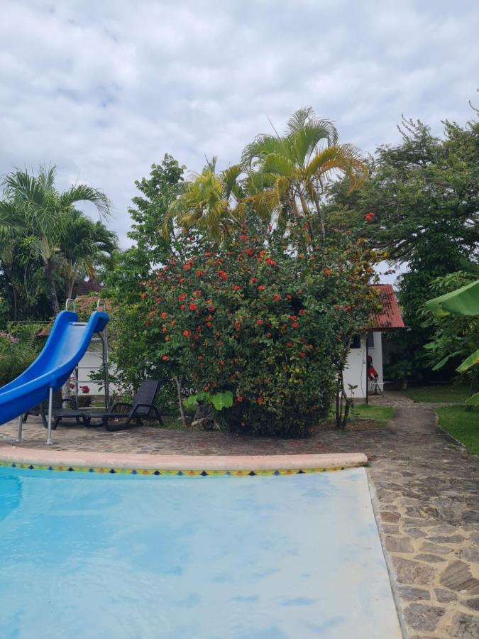 Villa Sonrisa Casa De Huespedes Las Terrenas Kültér fotó